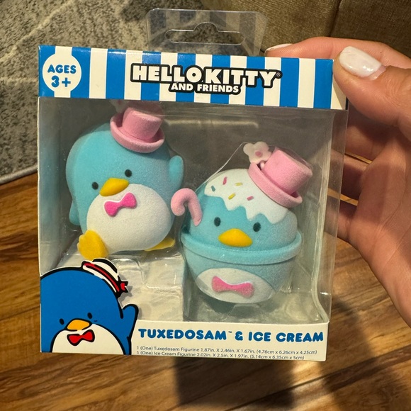 Sanrio Hello Kitty and Friends Tuxedosam & Ice Cream Figurine Collectible Age 3+ - Picture 2 of 2